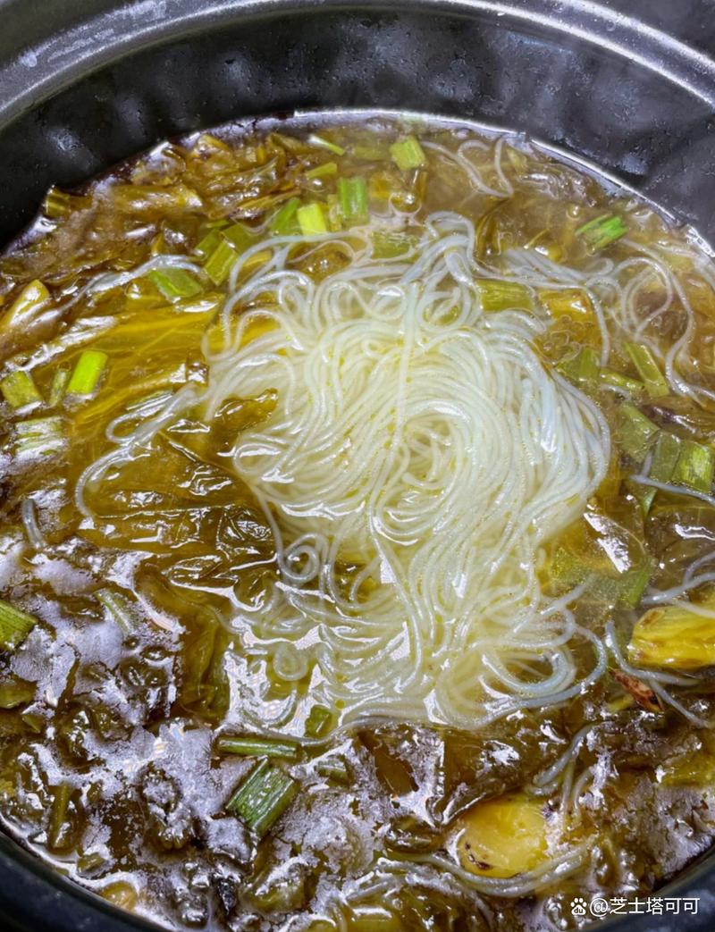 酸菜粉丝汤