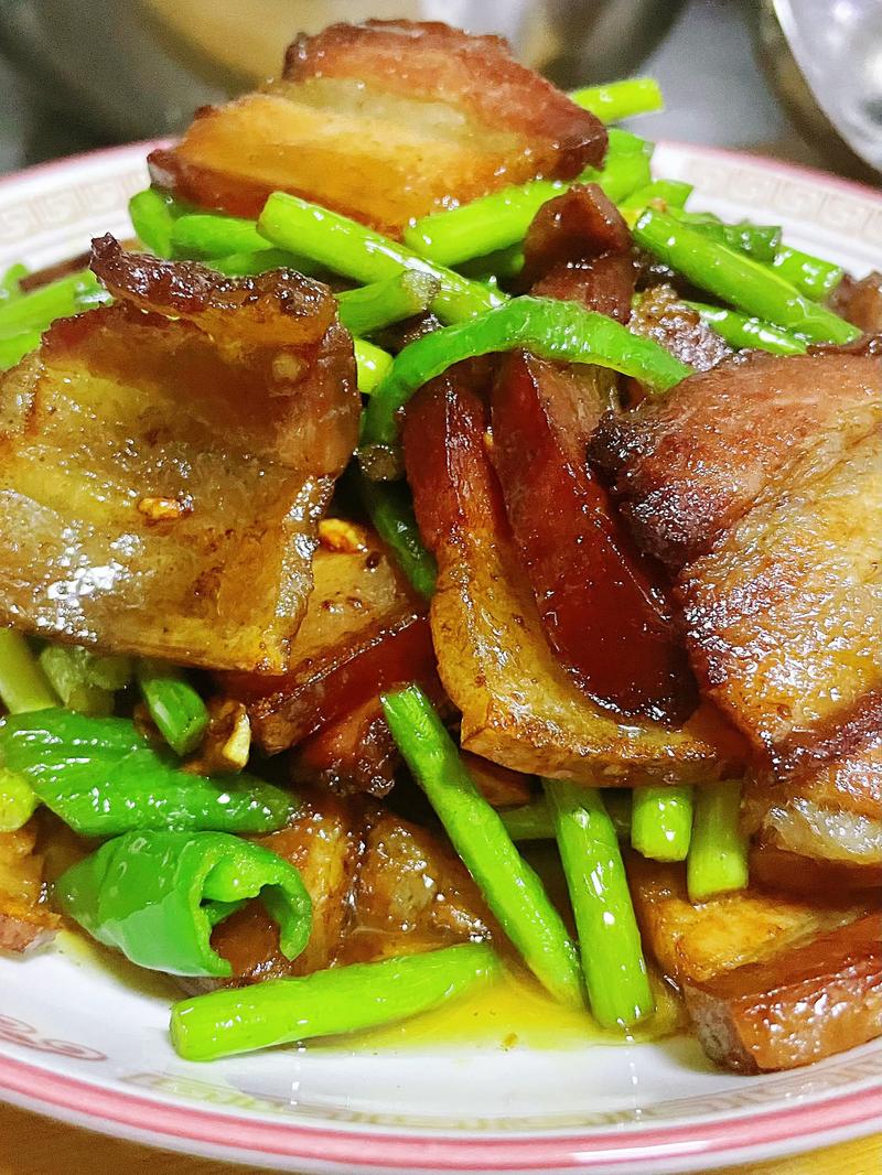 蒜苔炒腊肉