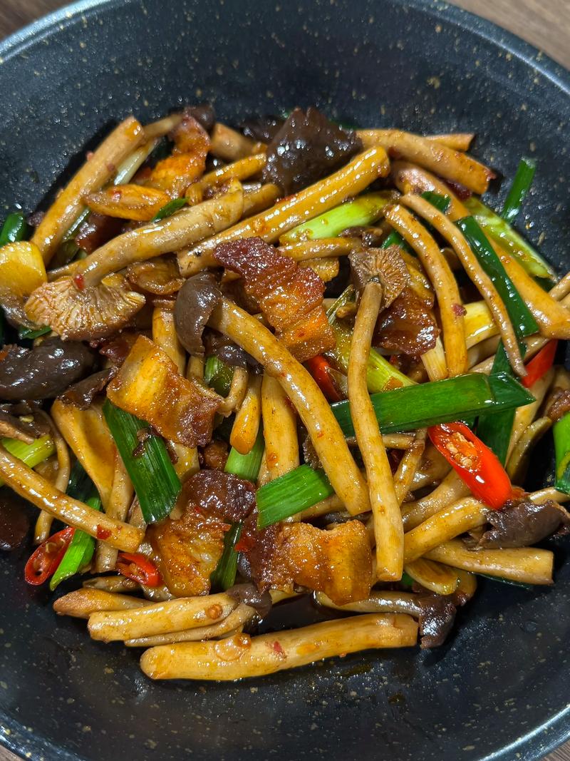 干煸茶树菇