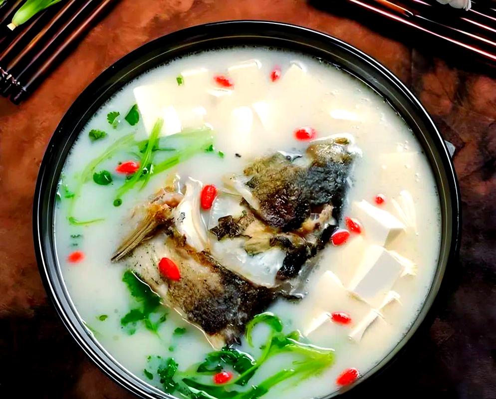 鱼头豆腐汤
