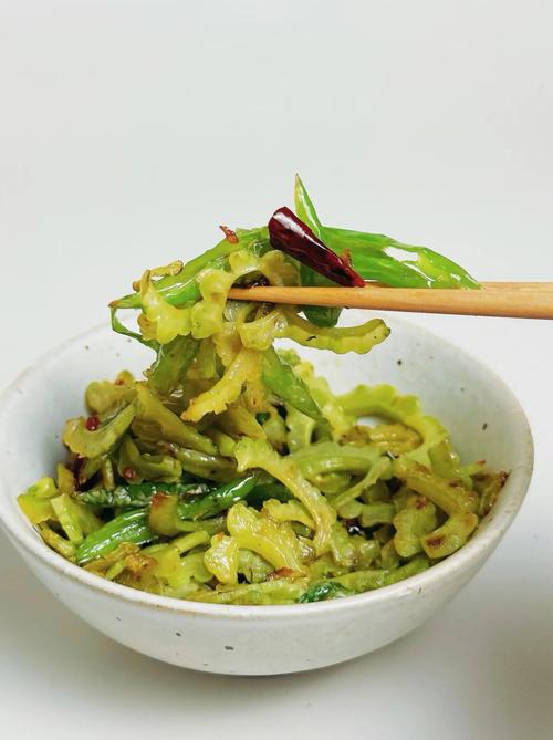 干煸苦瓜