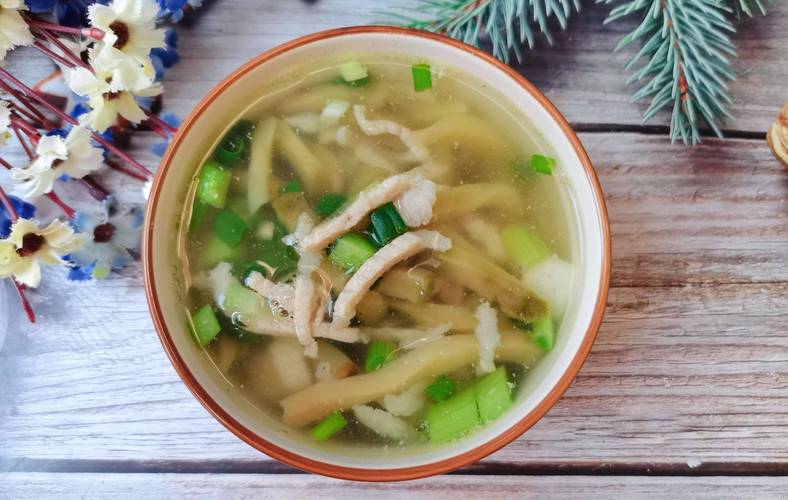 榨菜肉丝汤